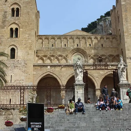 Paradise Centre * Cefalu